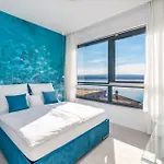 Lemon, 3 Bedrooms, 4 Baths, Infinity Pool, Whirlpool, Cinema Room, Sea View Jesenice