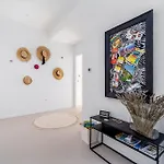 Villa Lemon, 3 Bedrooms, 4 Baths, Infinity Pool, Whirlpool, Cinema Room, Sea View *