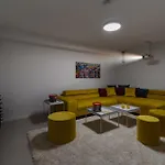 Villa Lemon, 3 Bedrooms, 4 Baths, Infinity Pool, Whirlpool, Cinema Room, Sea View *