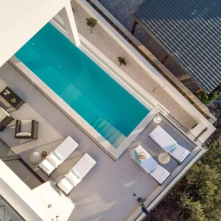 Lemon, 3 Bedrooms, 4 Baths, Infinity Pool, Whirlpool, Cinema Room, Sea View * Jesenice