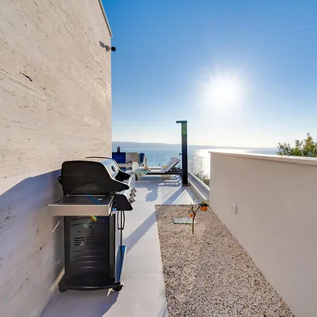Lemon, 3 Bedrooms, 4 Baths, Infinity Pool, Whirlpool, Cinema Room, Sea View Villa