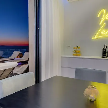 Lemon, 3 Bedrooms, 4 Baths, Infinity Pool, Whirlpool, Cinema Room, Sea View